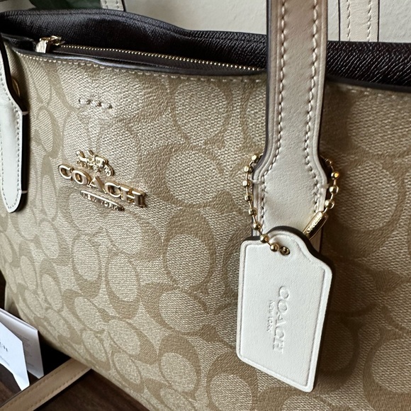 NEW Coach Canvas Handbag - Picture 5 of 13